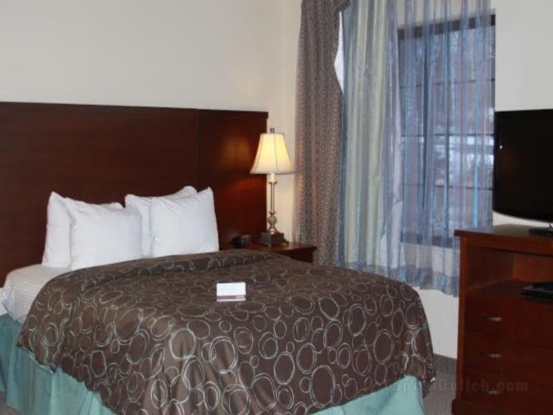 Khách sạn Staybridge Suites East Stroudsburg Poconos