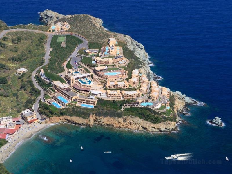 Sea Side Resort & Spa - All Inclusive