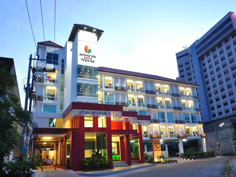 The Color Hotel