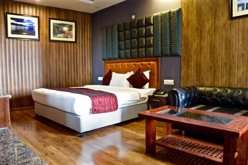Khách sạn Mayur by RoomsInc