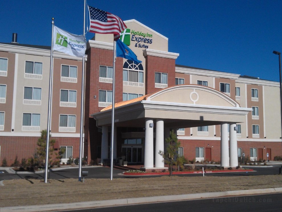 Khách sạn Holiday Inn Express and Suites Elk City