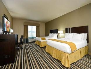 Holiday Inn Express Hotel and Suites Forrest City