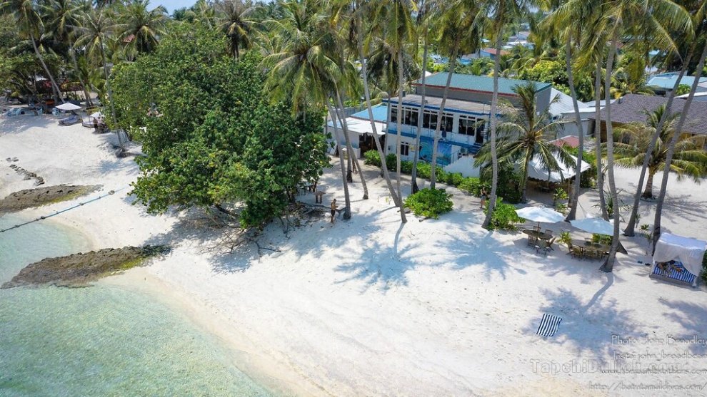 Batuta Maldives Surf View Guesthouse