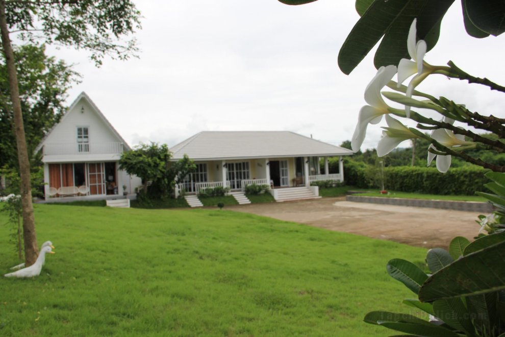 Phufai Villa
