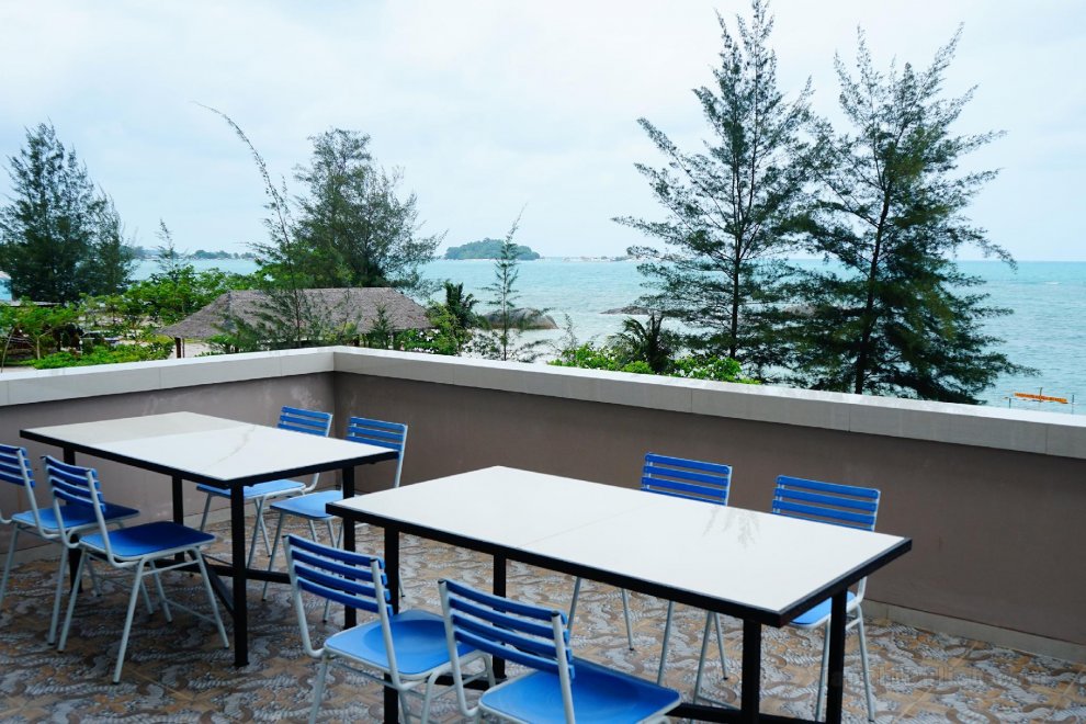 Khách sạn Capital O 399 Kelayang Beach