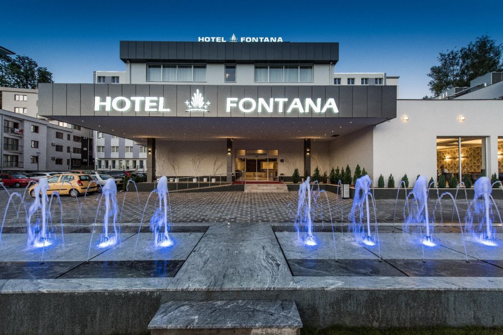 Khách sạn Fontana