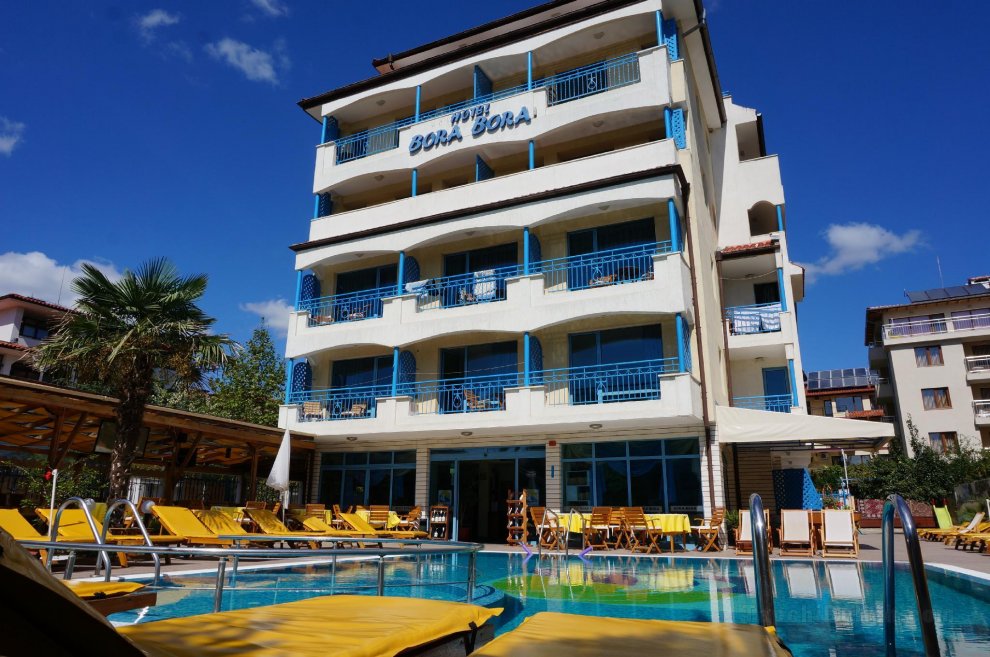Khách sạn Bora Bora