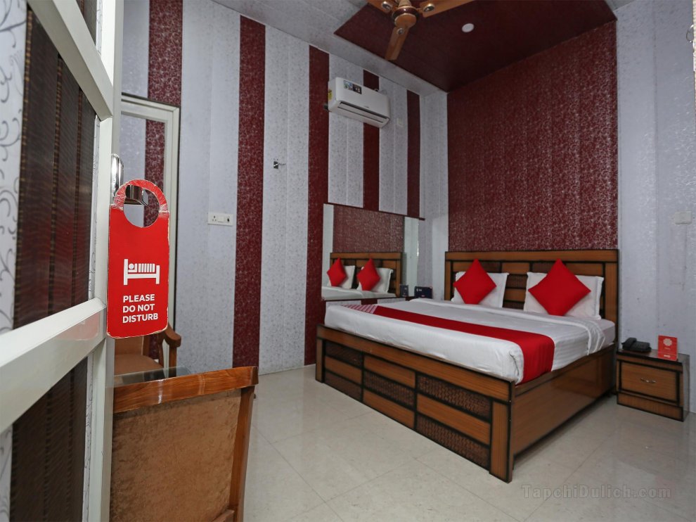 Khách sạn OYO 28442 Sudhir
