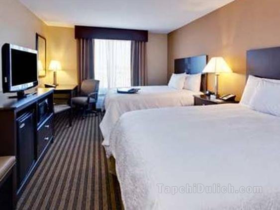 Hampton Inn & Suites Fresno-Northwest