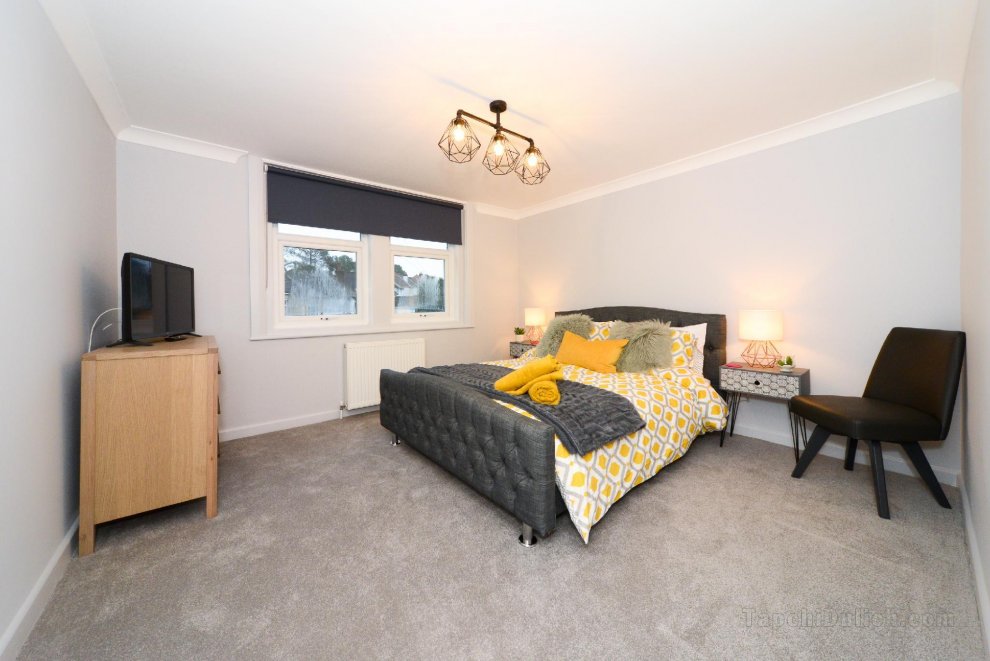 Luxury Hideout Apartment near Poole & Bournemouth
