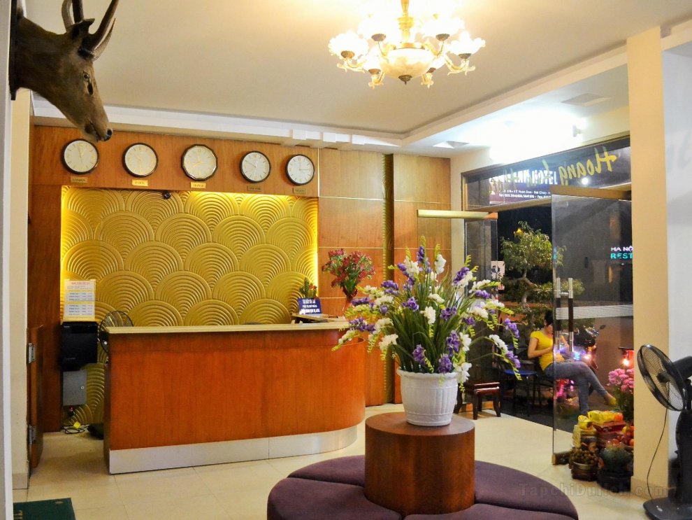 Khách sạn Hoang Lan