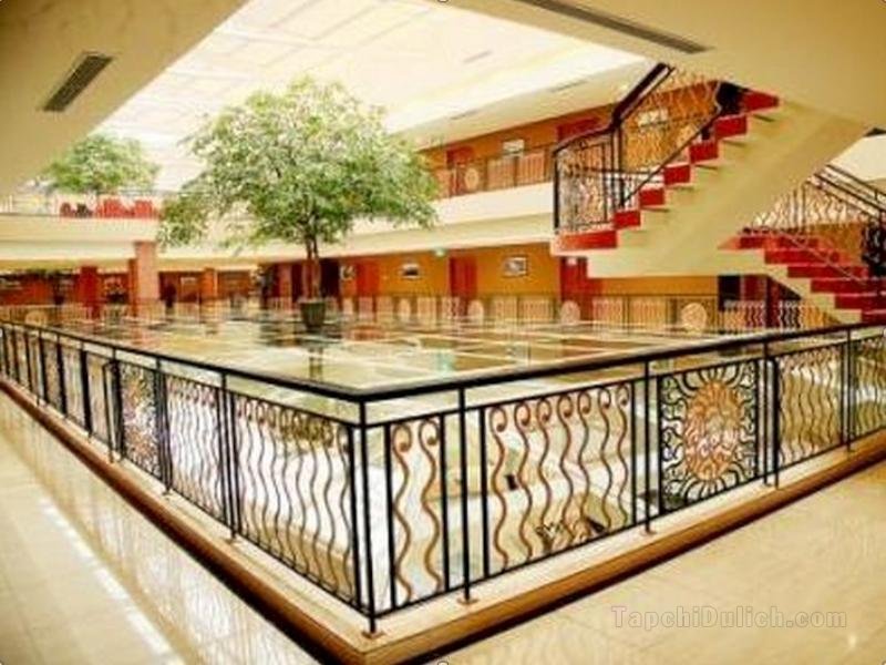 Khách sạn Lion & Plaza Manado