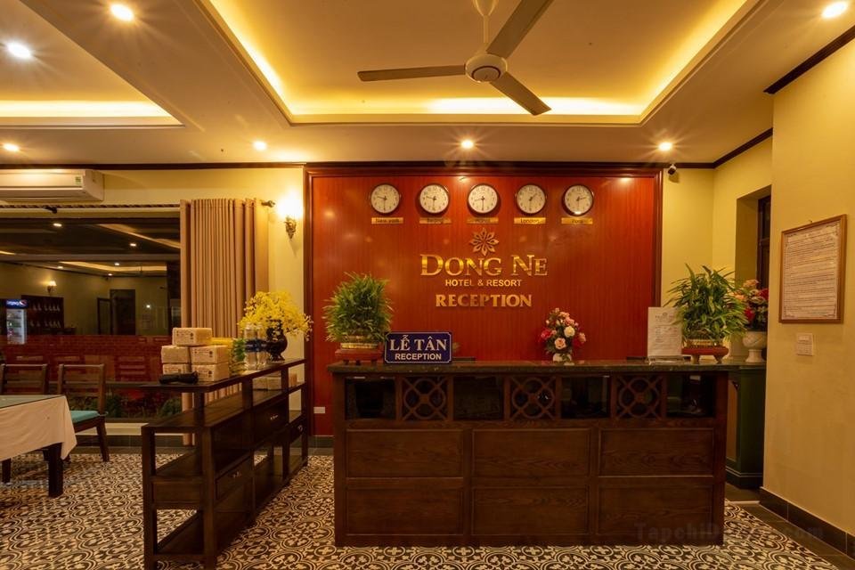 Khách sạn Dong Ne & Resort