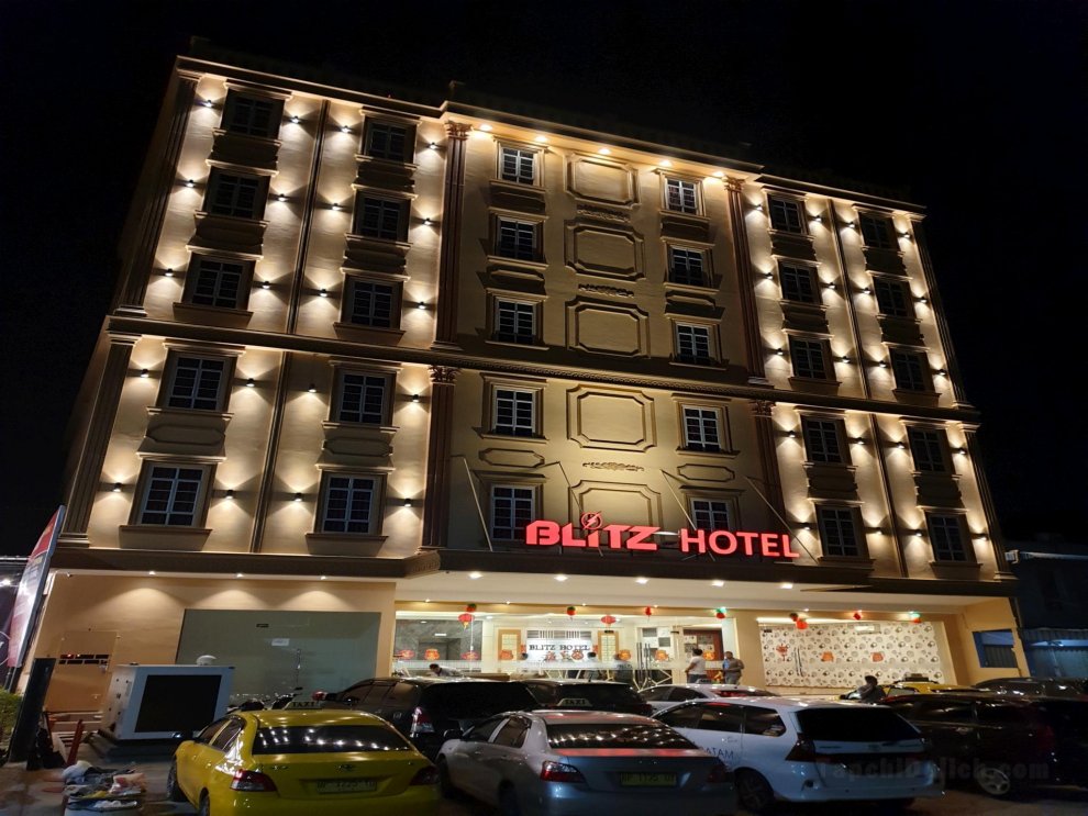 Khách sạn Blitz Batam Centre