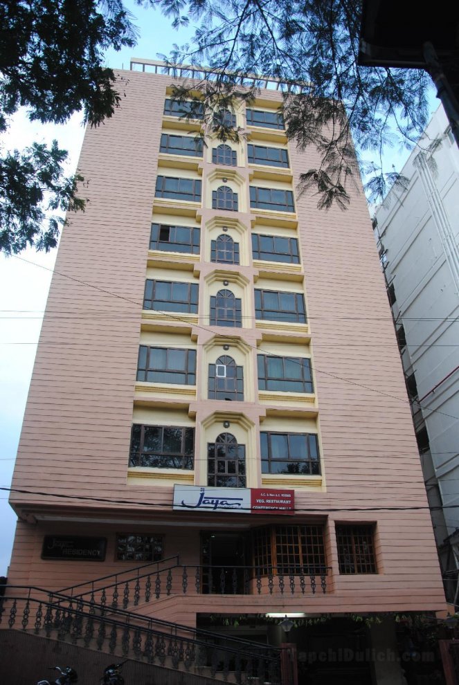 Khách sạn Jaya Residency