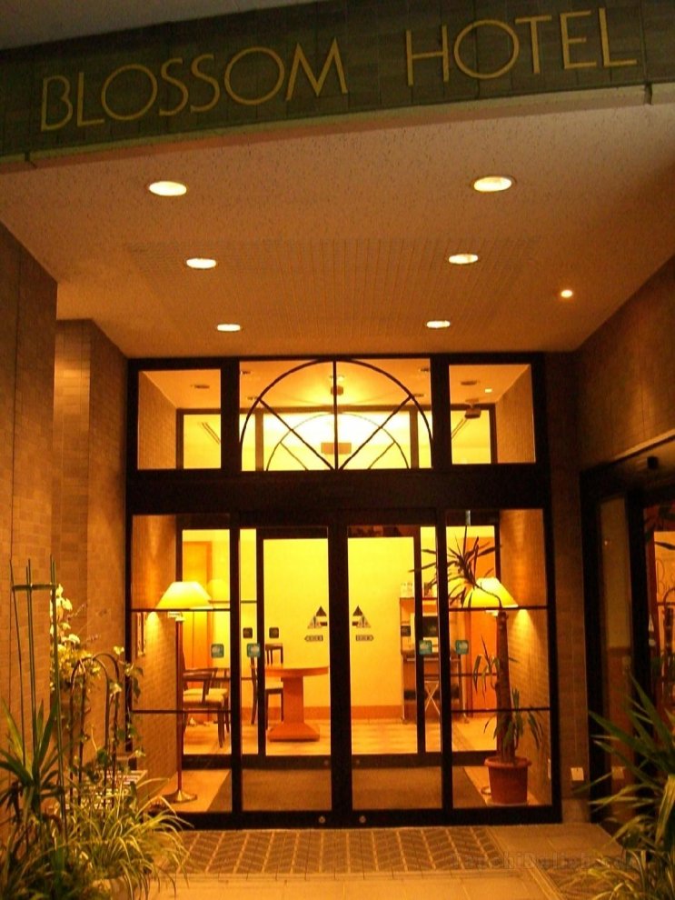 Khách sạn Blossom Hirosaki