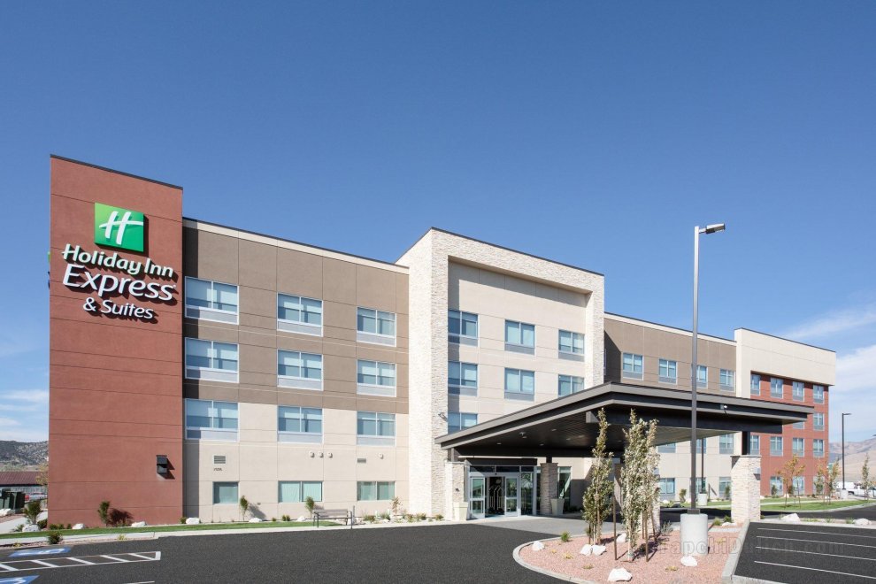 Holiday Inn Express And Suites Ely