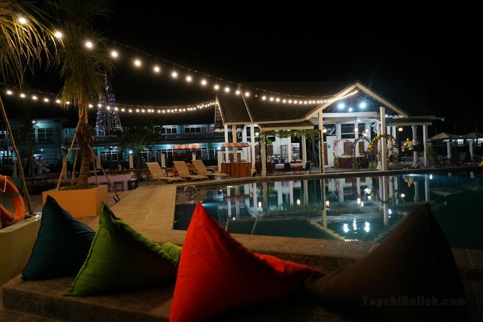 Khách sạn Ilaya And Resort