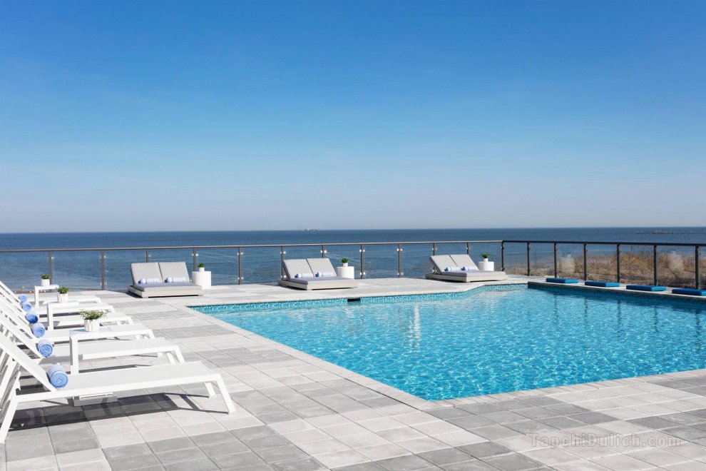 Khách sạn Delta s by Marriott Virginia Beach Bayfront Suites