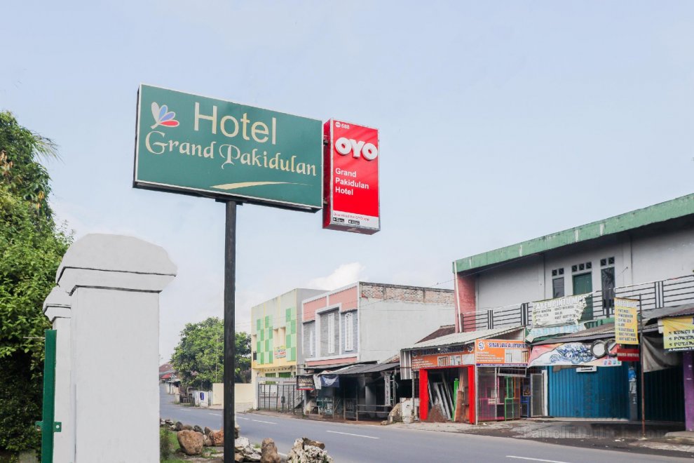 Khách sạn OYO 688 Grand Pakidulan