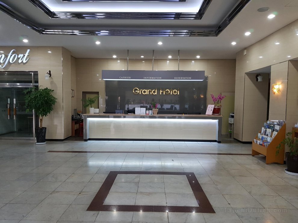 Khách sạn Chungju Grand