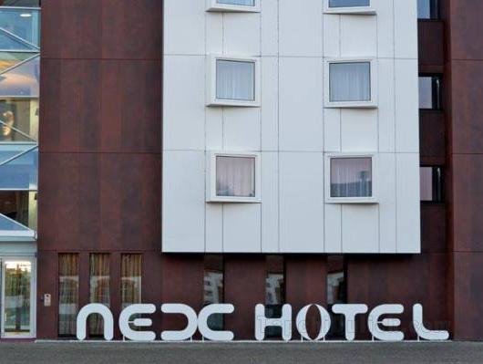 Khách sạn Nex