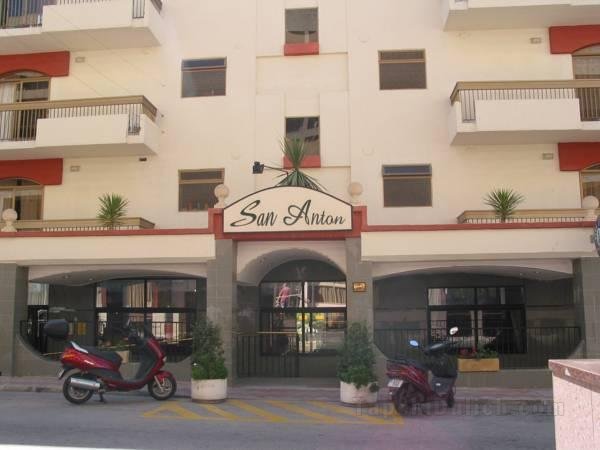 Khách sạn The San Anton