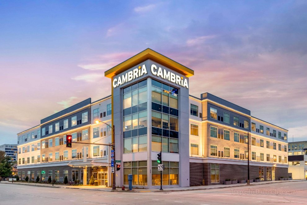 Khách sạn Cambria Milwaukee Downtown