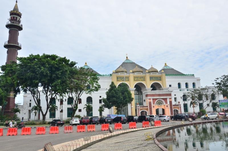 Khách sạn Emilia By Amazing - Palembang