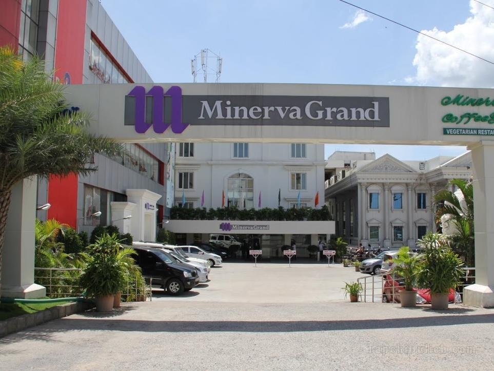 Khách sạn Minerva Grand