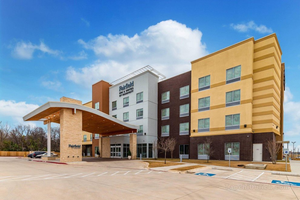 Fairfield Inn & Suites by Marriott Gainesville I-35