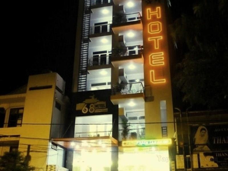 Khách sạn 68