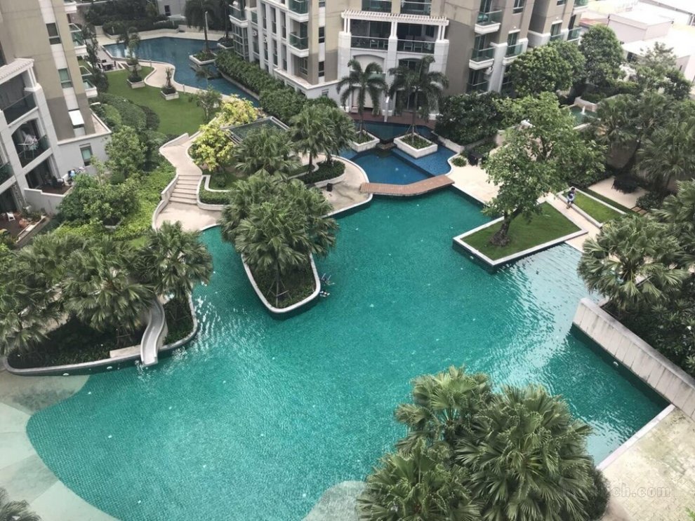Stylish Resort-like Condo in Central Bangkok中文服务