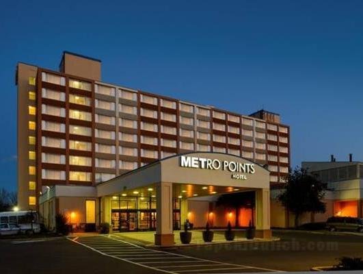 Khách sạn Metro Points Washington North