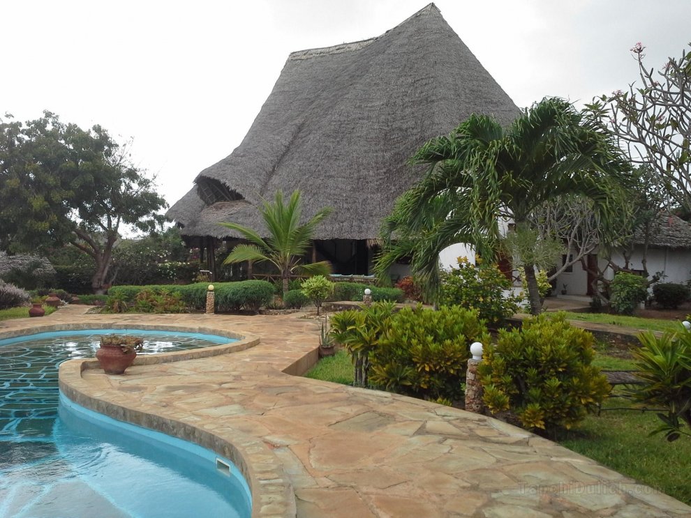 Kenga Giama Resort
