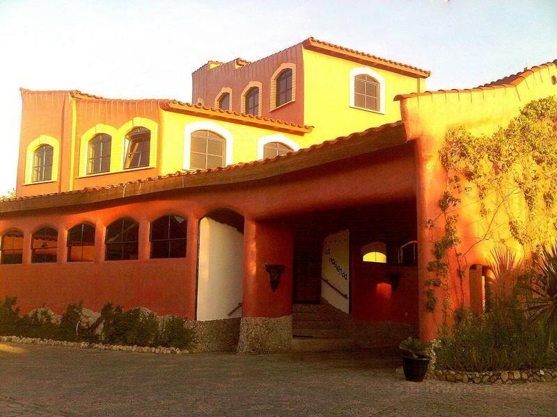 Khách sạn La Hasienda