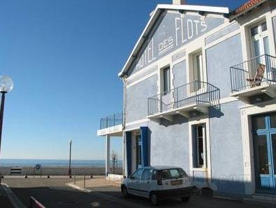 Khách sạn Les Flots - et Restaurant face a l'ocean - Chatelaillon-Plage