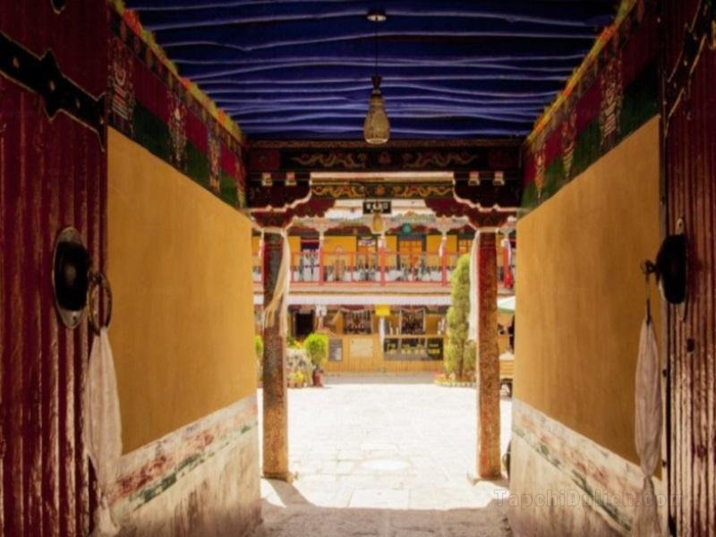 Lhasa Pandasang Compound
