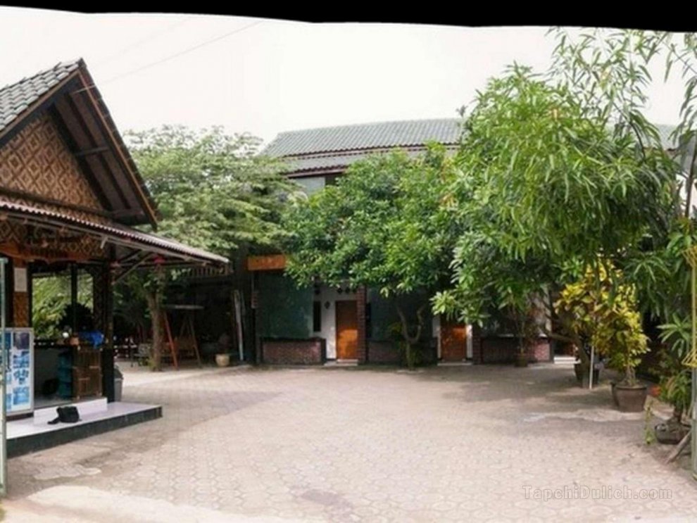 Pondok Wulan Guesthouse