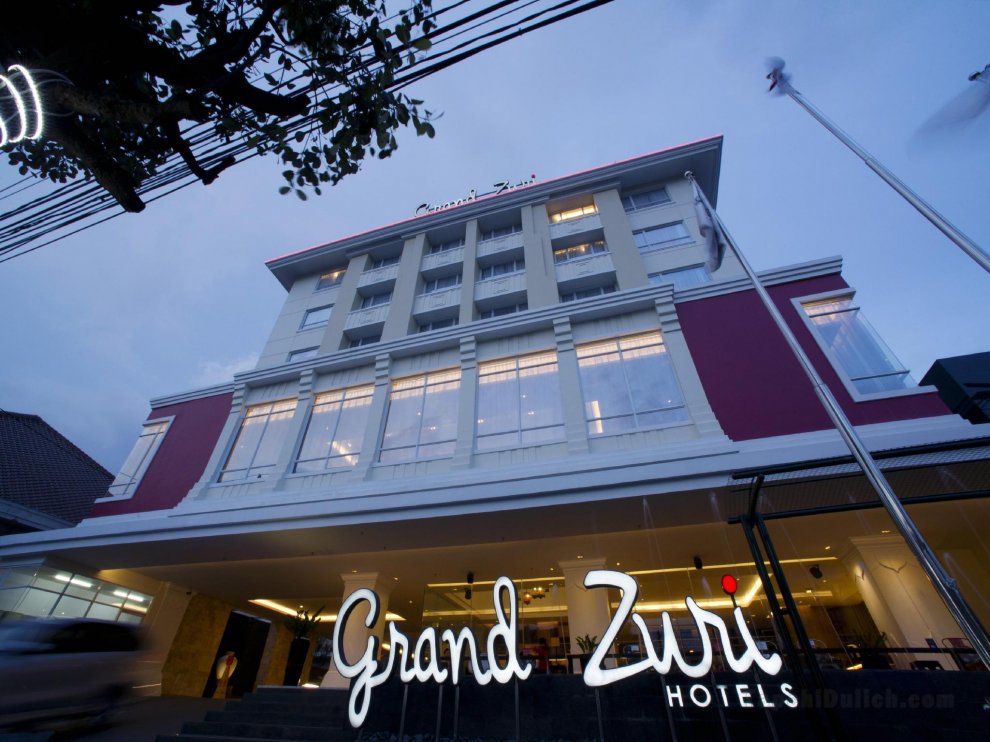 Khách sạn Grand Zuri Malioboro