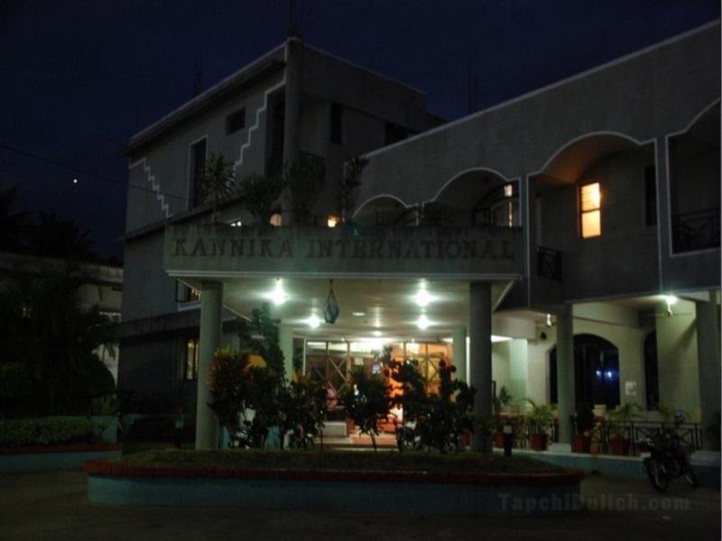 Khách sạn Kannika International