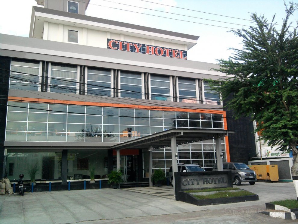Khách sạn City