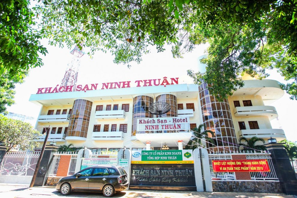Khách sạn Ninh Thuan