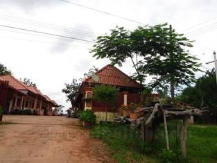 Khách sạn Wattana Phasouk