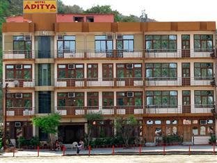 Khách sạn New Aditya