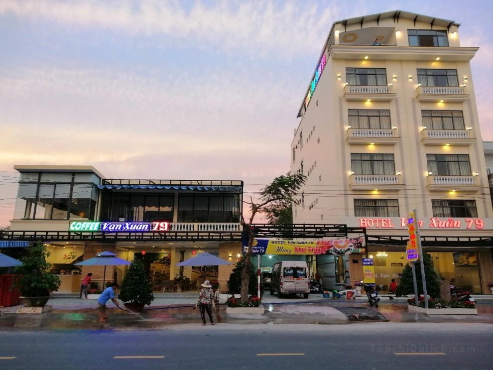 Khách sạn Van Xuan 79