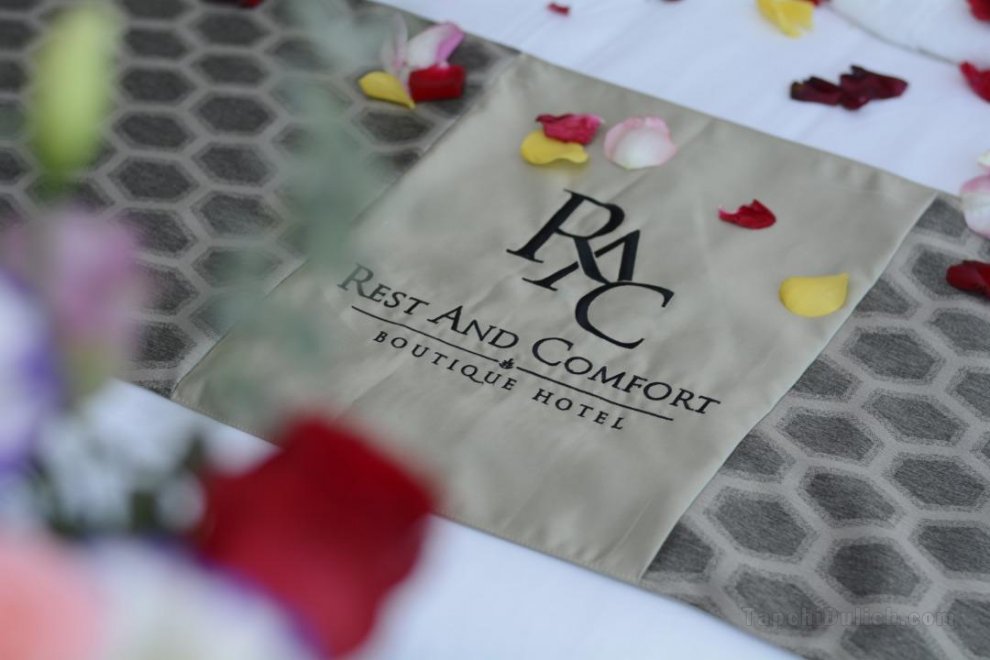 Rest and Comfort Boutique Hotel (RAC)