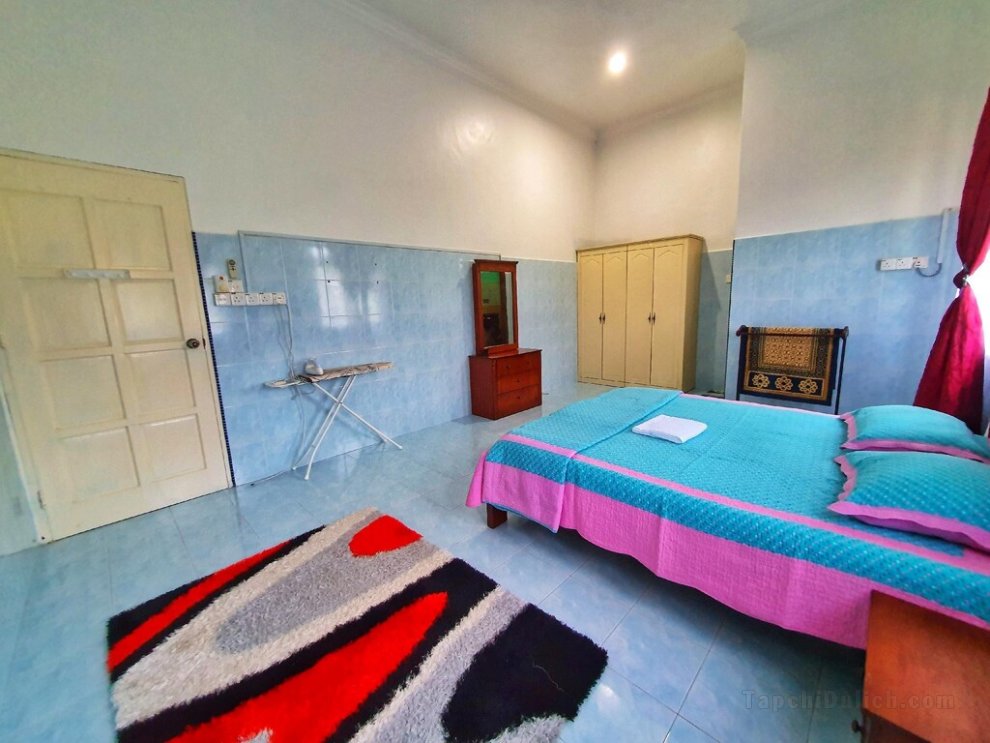 185平方米4臥室平房 (甘榜巴耶) - 有3間私人浴室