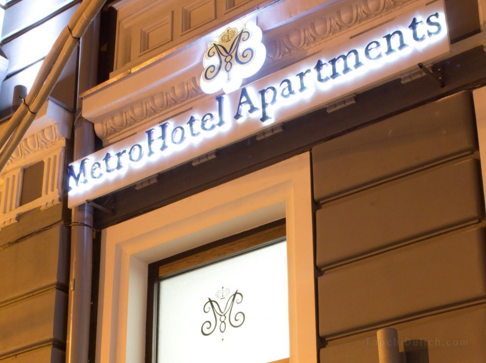Khách sạn Metro Apartments