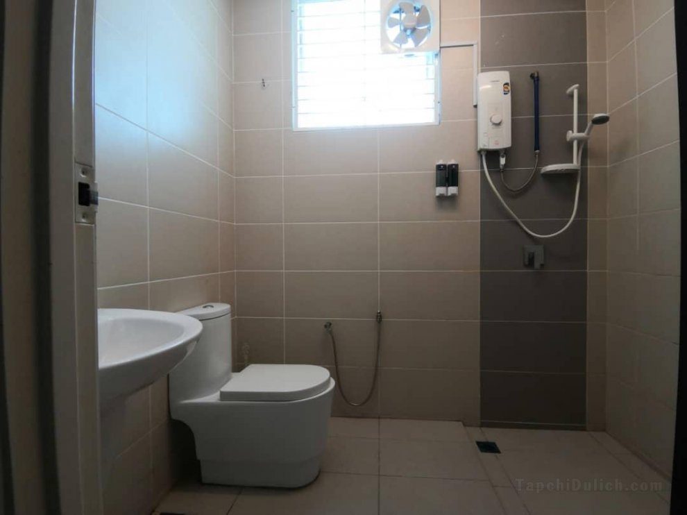 Penang Shineville Bedroom with Private Bathroom 18